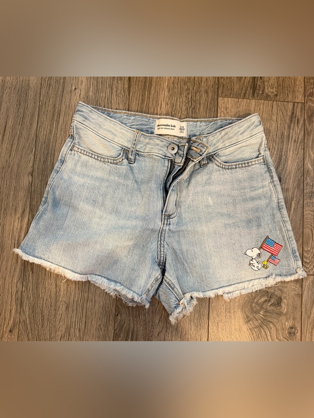 Abercrombie Kids Snoopy Peanuts Flag Denim Shorts 13/14